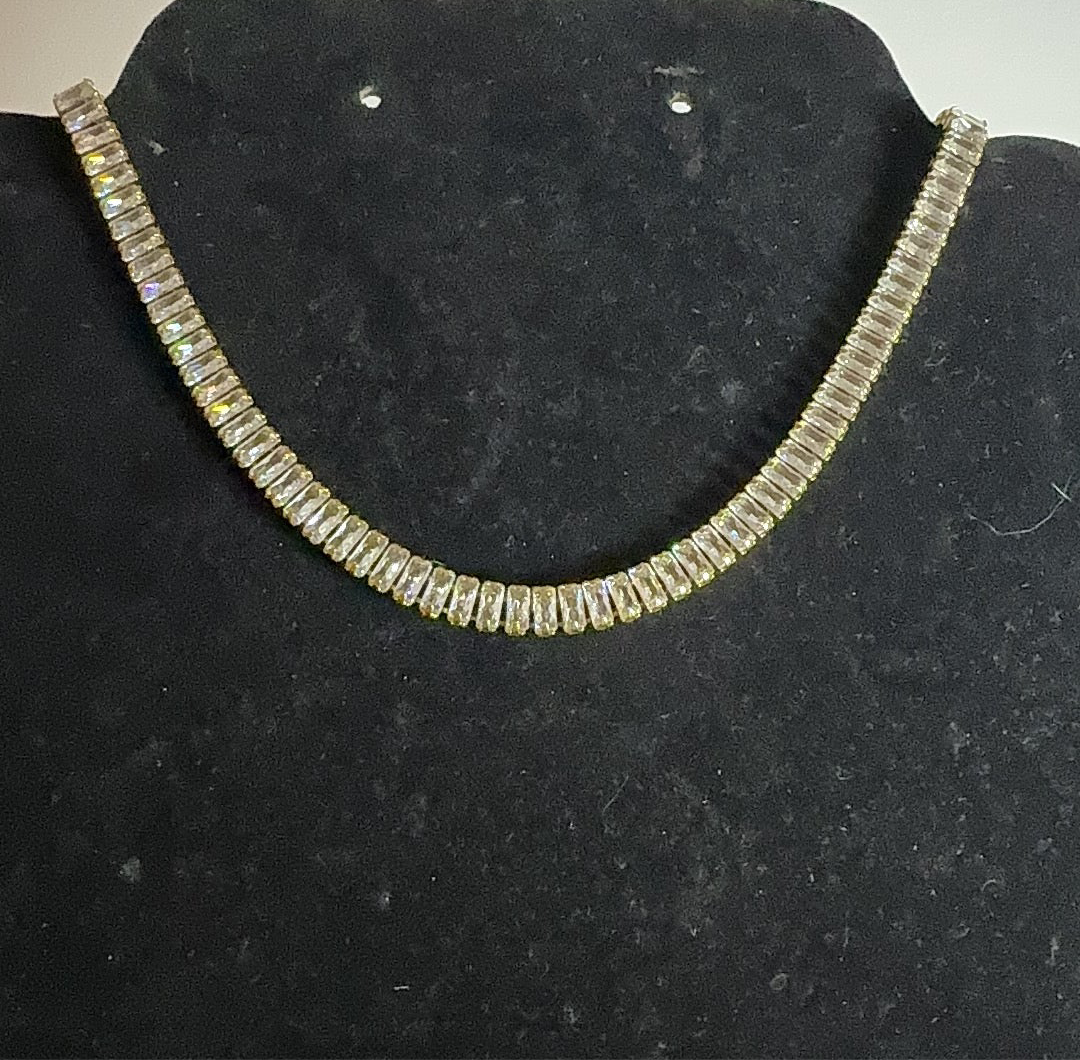 Collana tennis taglio baguette