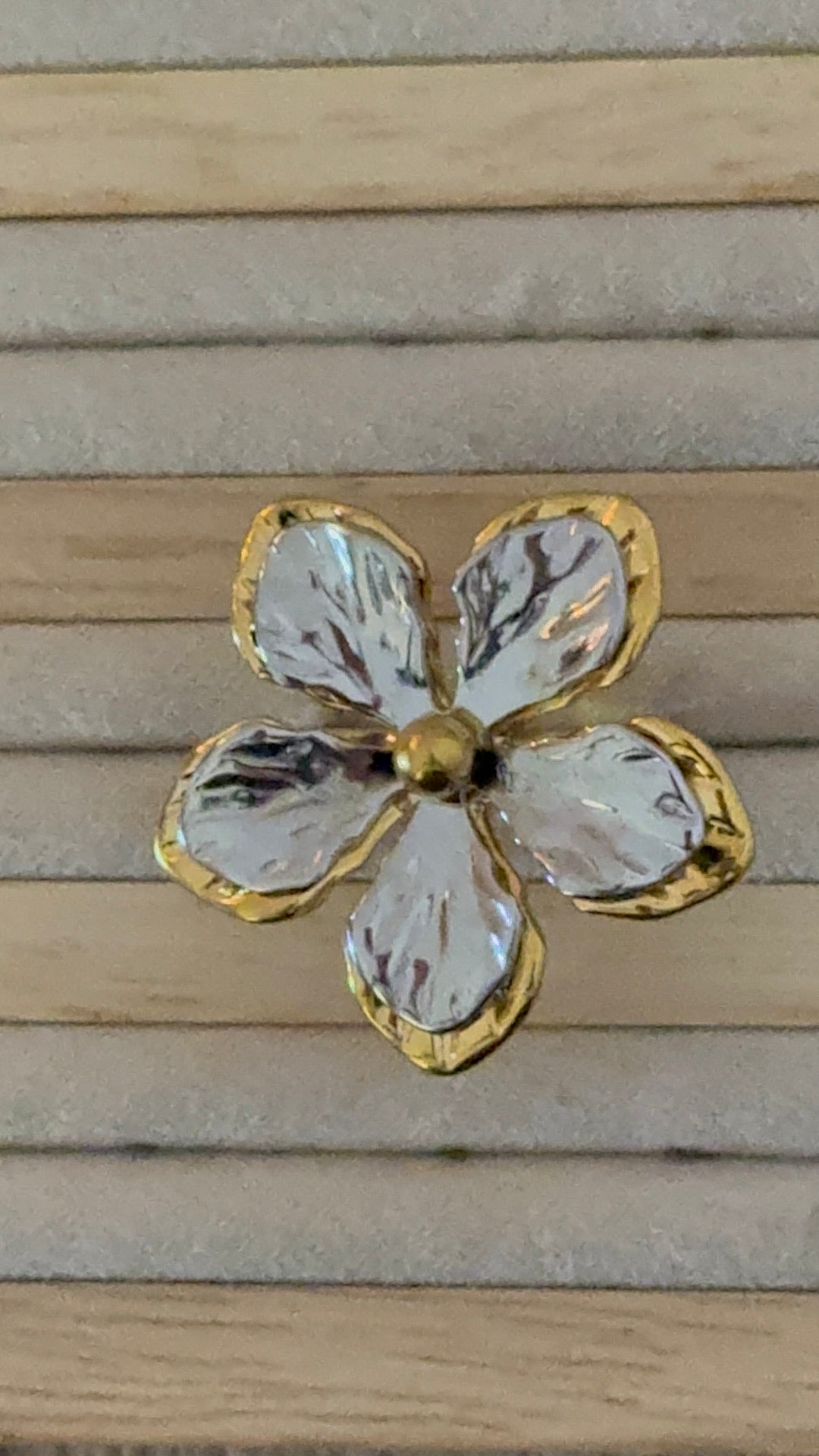 Anello fiore