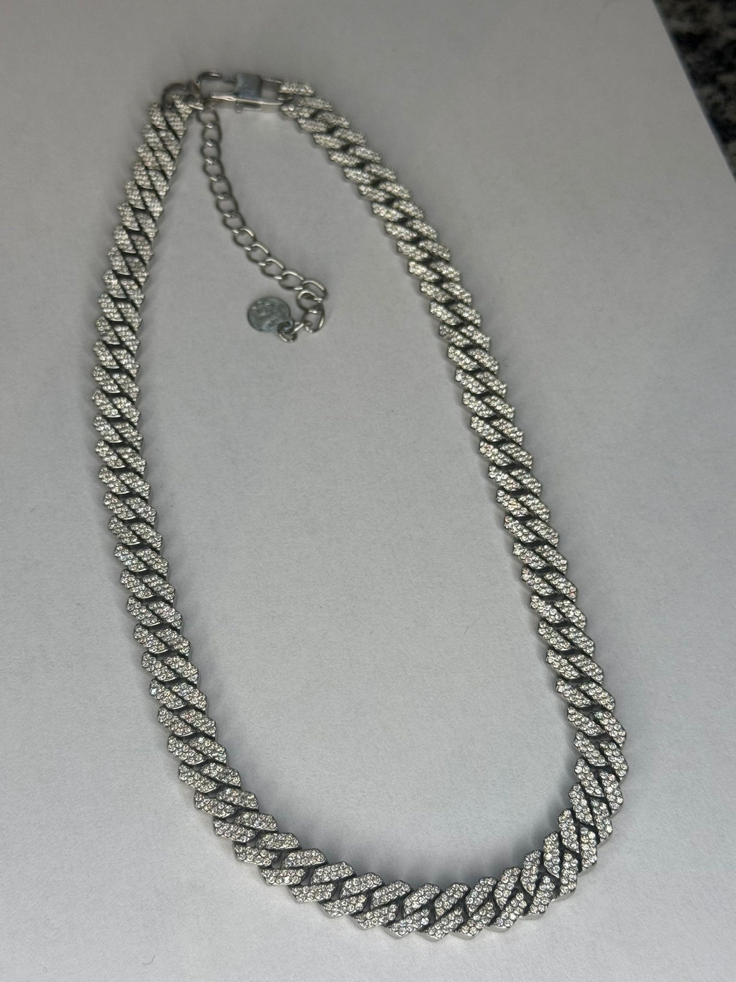 collier lux miami unixes